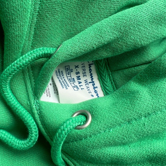 XS-M Champion Women's Reverse Weave Oversized Floral Embroidered Hoodie $70 - Picture 14 of 15